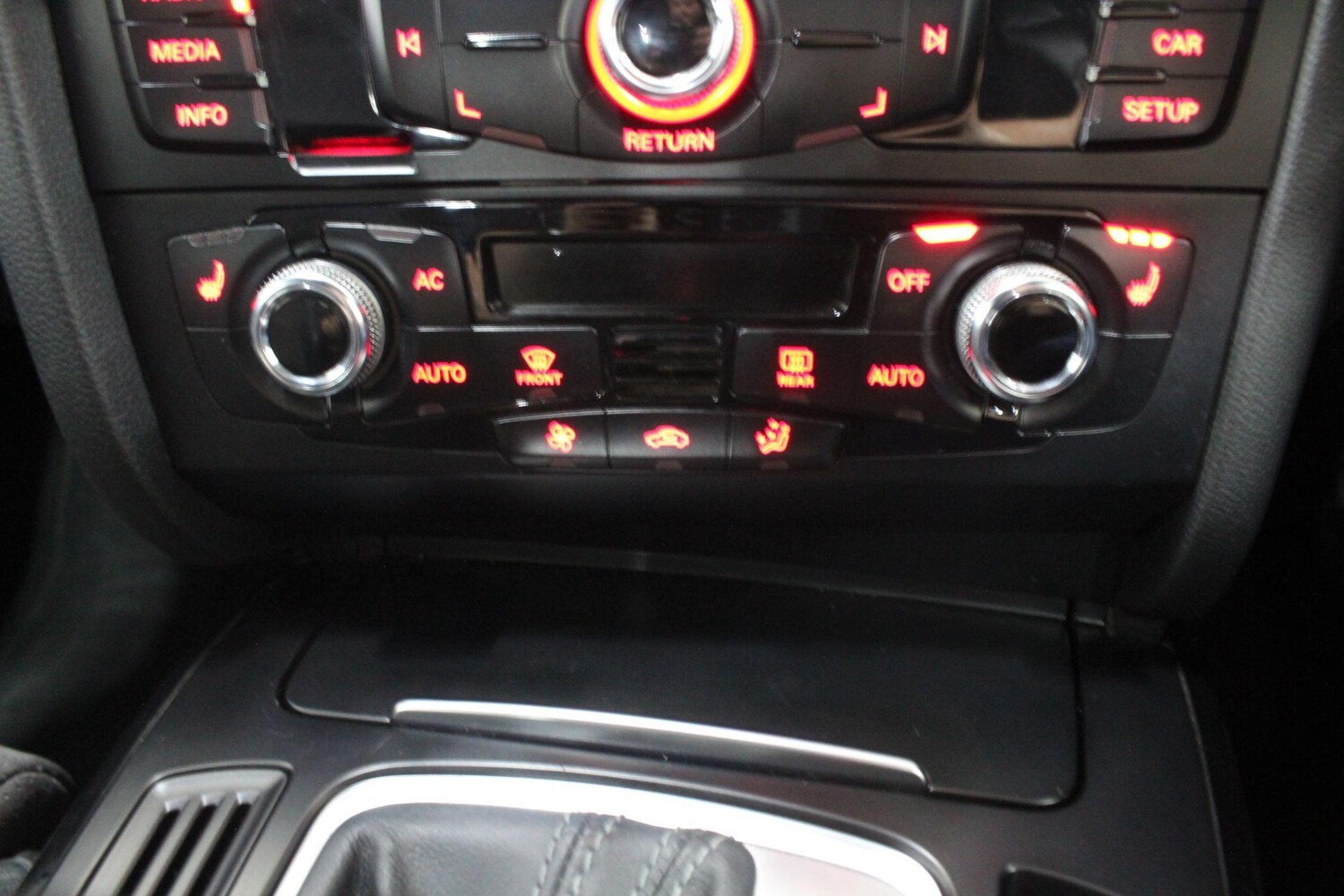 Used Audi A5 Cabriolet 2013 for sale - 76227525: Photo 53