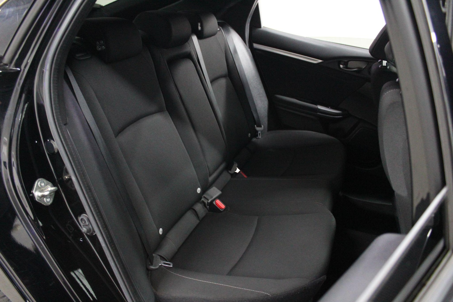 Used Honda Civic 2017 for sale - 76886505: Photo 22