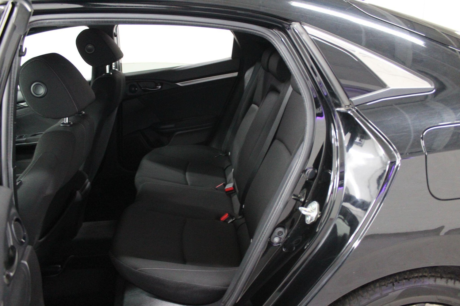 Used Honda Civic 2017 for sale - 76886505: Photo 23