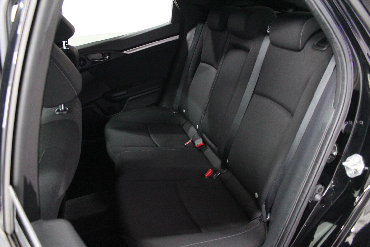 Used Honda Civic 2017 for sale - 76886505: Photo 24