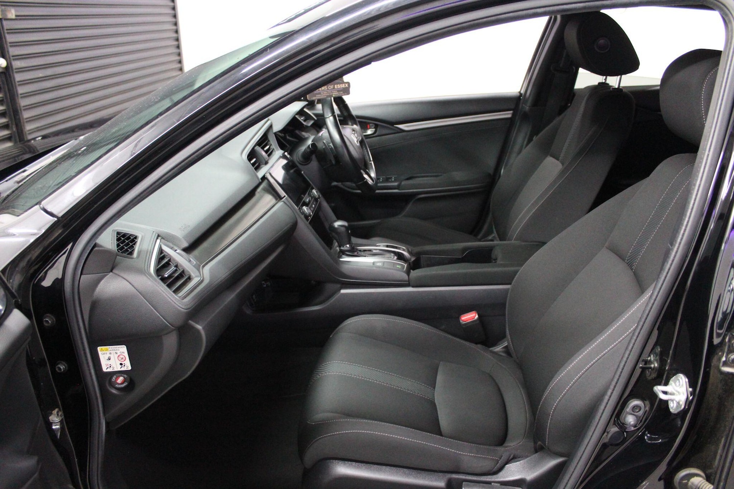 Used Honda Civic 2017 for sale - 76886505: Photo 25