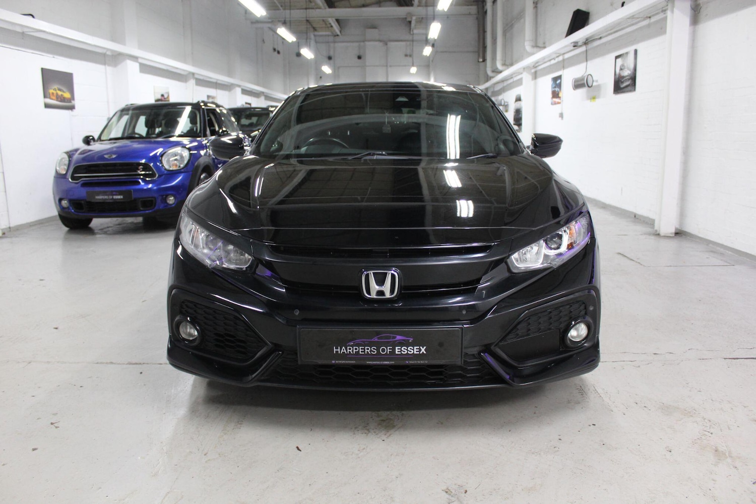Used Honda Civic 2017 for sale - 76886505: Photo 3
