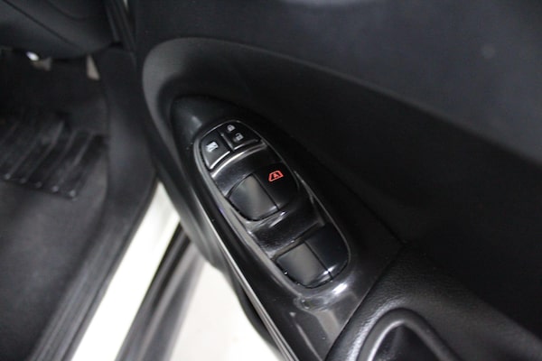 Used Nissan Juke 2019 for sale - 74270402: Photo 17