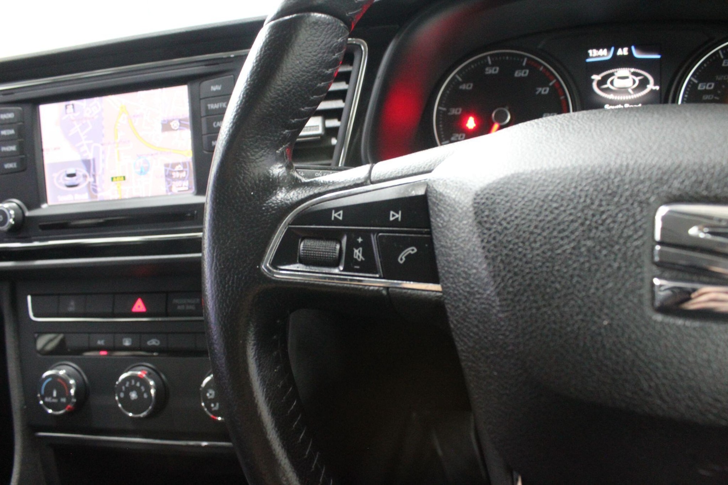 Used SEAT Leon for sale - 76485912: Photo 32