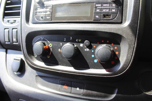 Used Vauxhall Vivaro 2014 for sale - 75350801: Photo 23