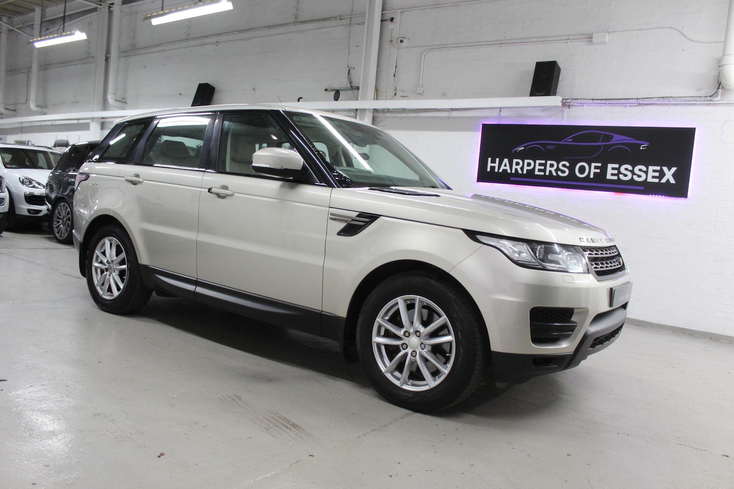 Used Land Rover Range Rover Sport 2014 for sale - 78100703: Photo 1