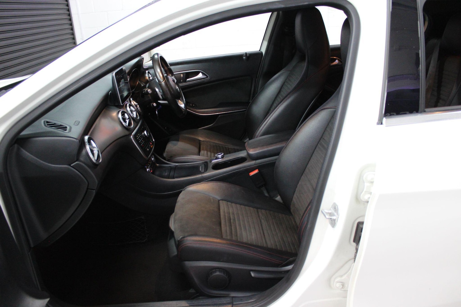 Used Mercedes-Benz GLA 2016 for sale - 76887012: Photo 13