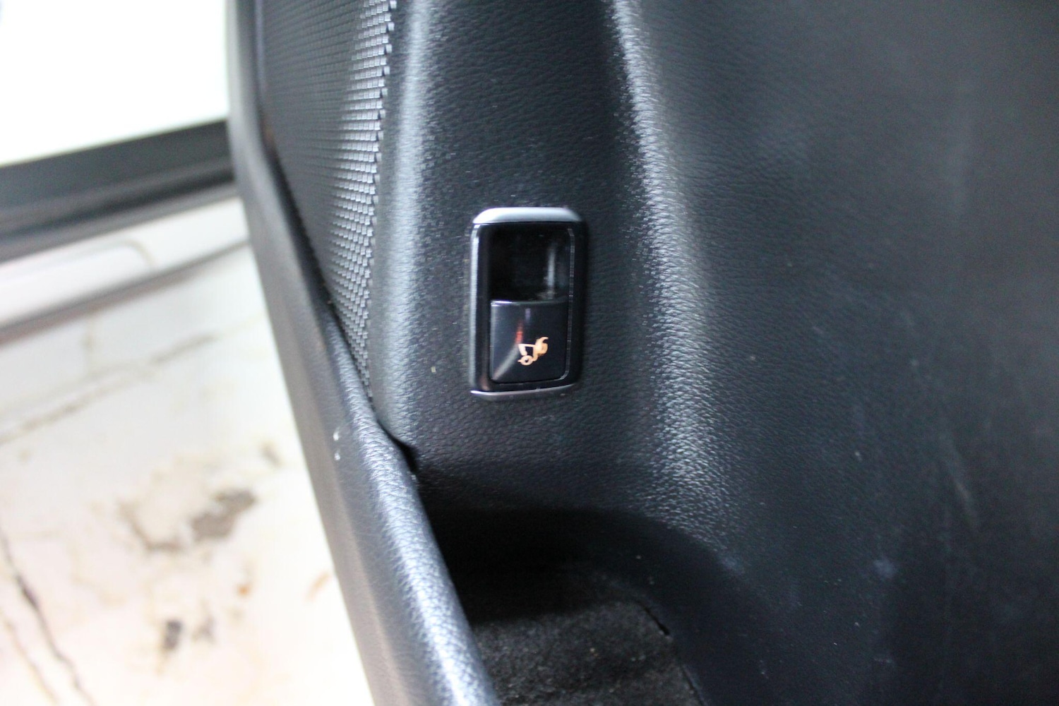 Used Mercedes-Benz GLA 2016 for sale - 76887012: Photo 36