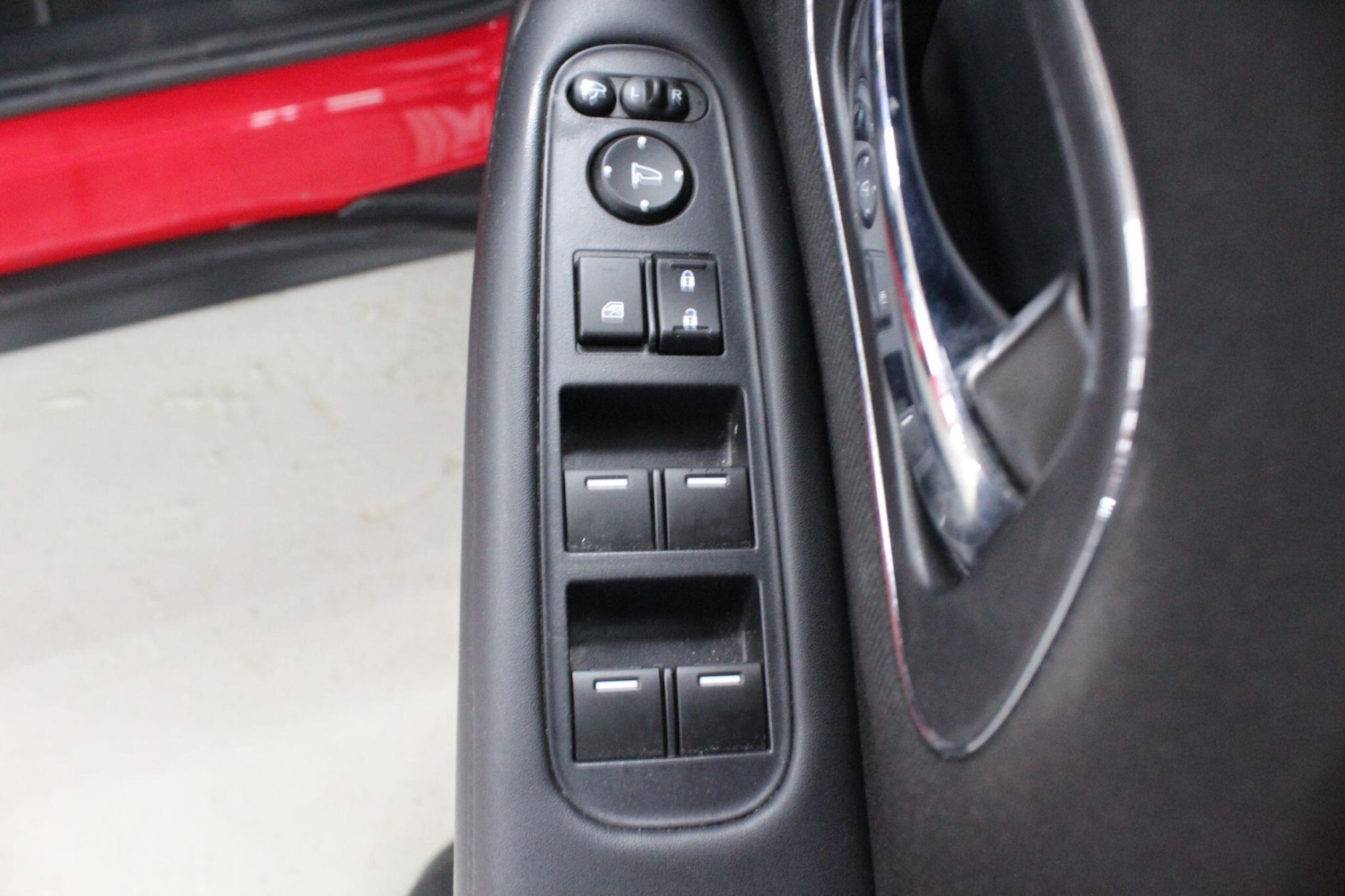 Used Honda HR-V 2017 for sale - 75964710: Photo 22