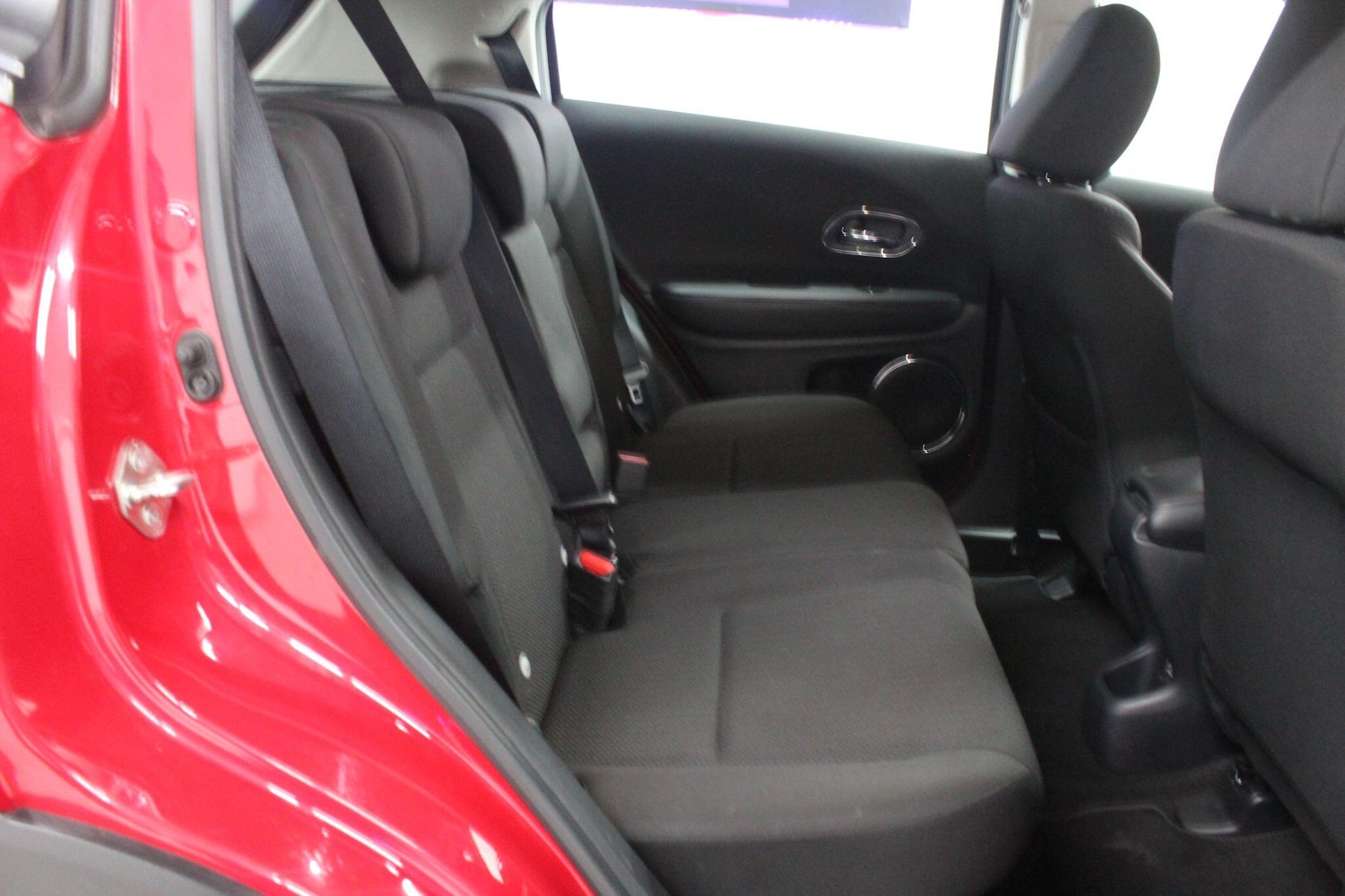 Used Honda HR-V 2017 for sale - 75964710: Photo 25