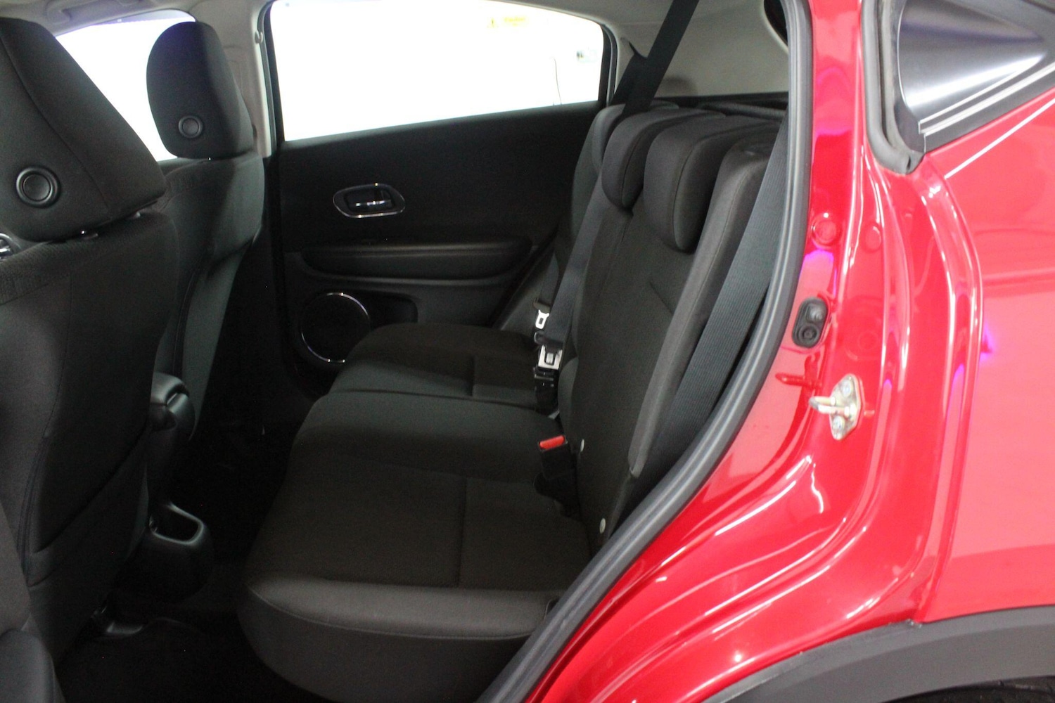 Used Honda HR-V 2017 for sale - 75964710: Photo 28