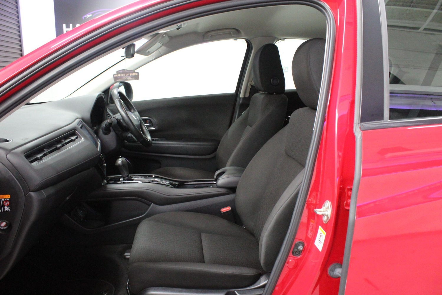 Used Honda HR-V 2017 for sale - 75964710: Photo 30