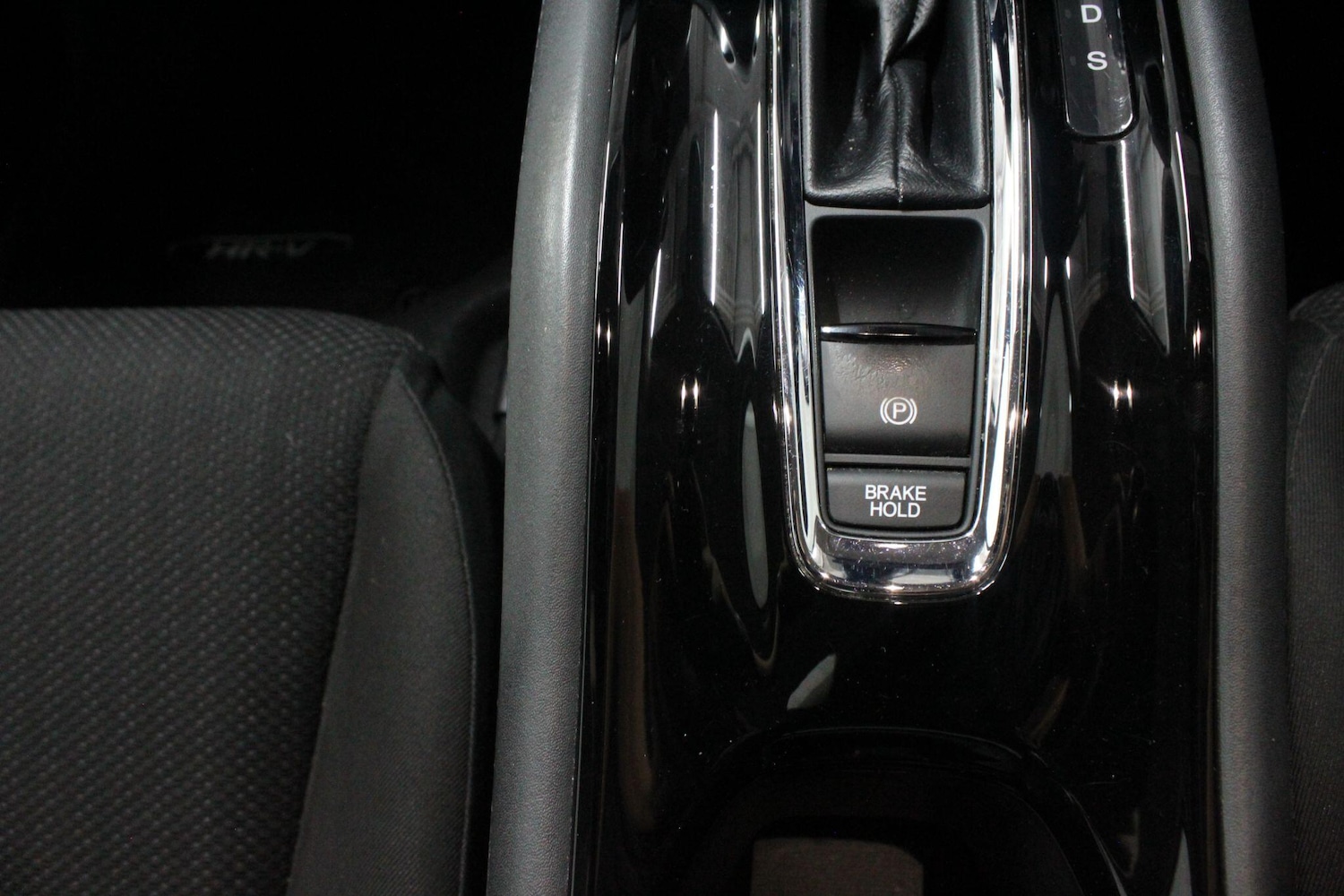 Used Honda HR-V 2017 for sale - 75964710: Photo 35