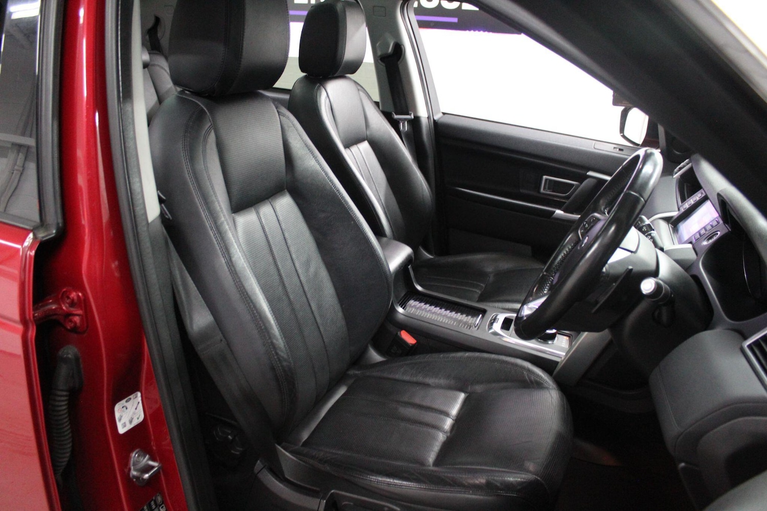 Used Land Rover Discovery Sport 2017 for sale - 76976062: Photo 12