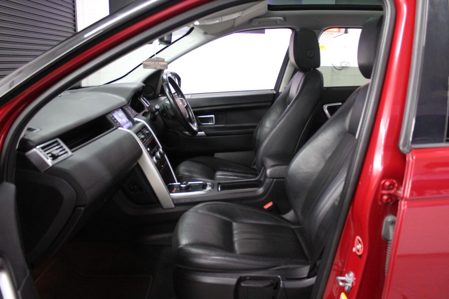 Used Land Rover Discovery Sport 2017 for sale - 76976062: Photo 13