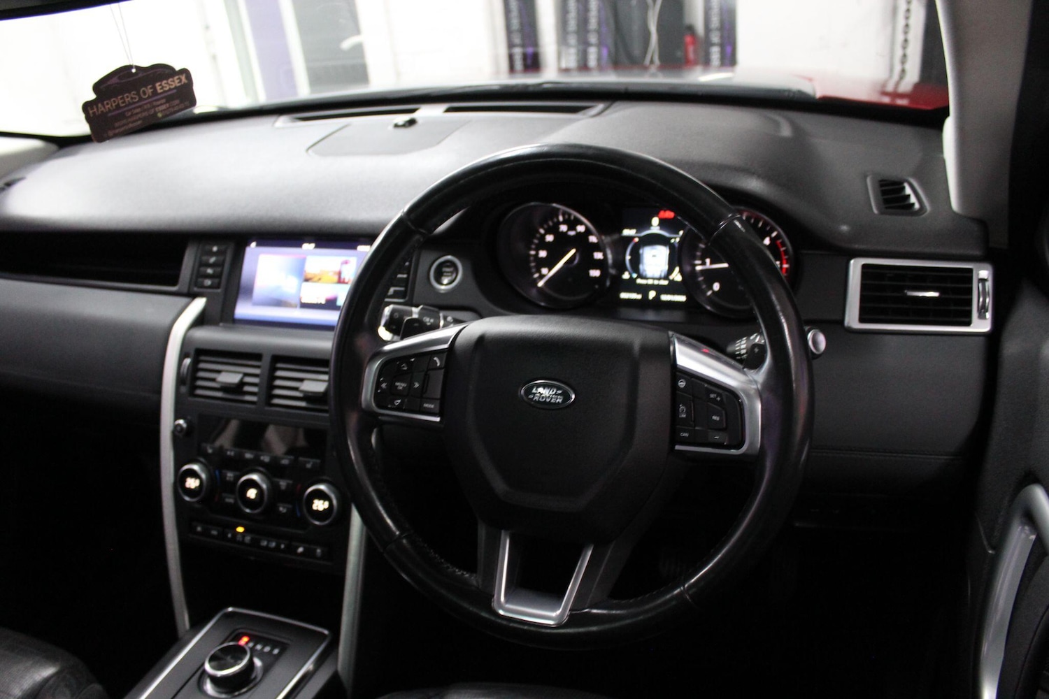 Used Land Rover Discovery Sport 2017 for sale - 76976062: Photo 22