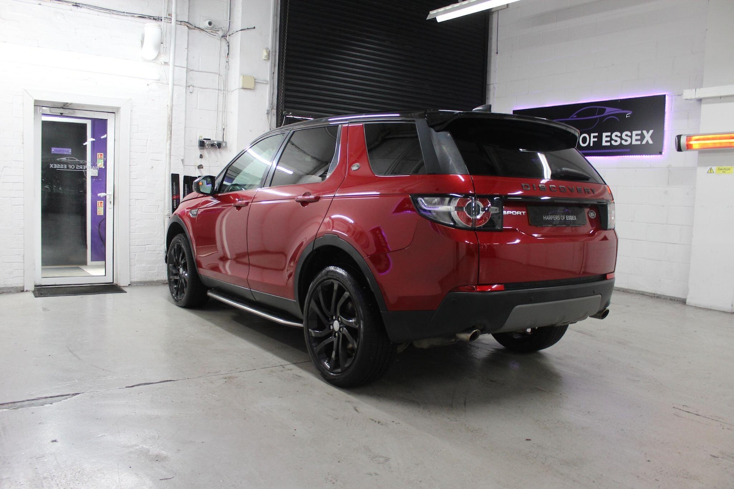 Used Land Rover Discovery Sport 2017 for sale - 76976062: Photo 6