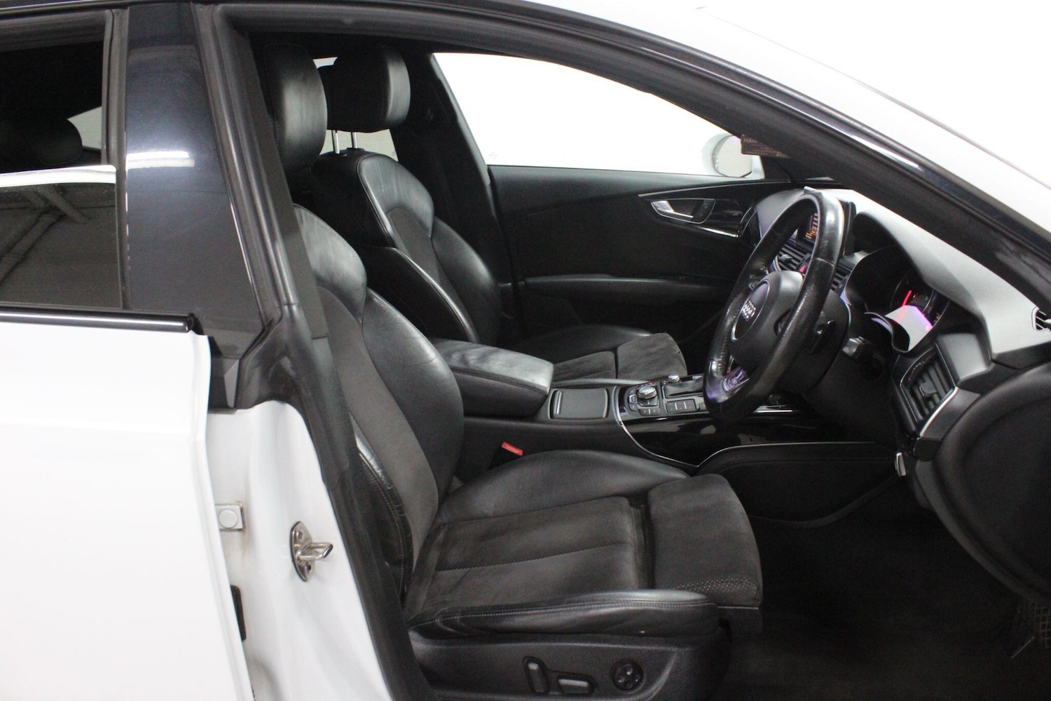 Used Audi A7 2013 for sale - 76307557: Photo 11