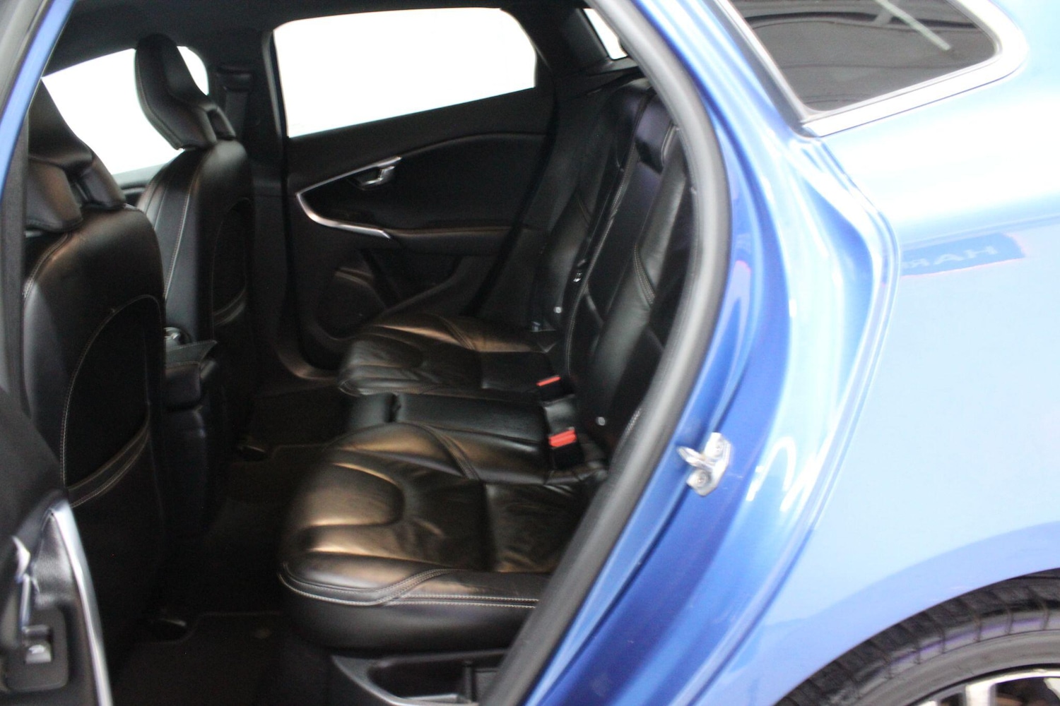 Used Volvo V40 2016 for sale - 76388673: Photo 17