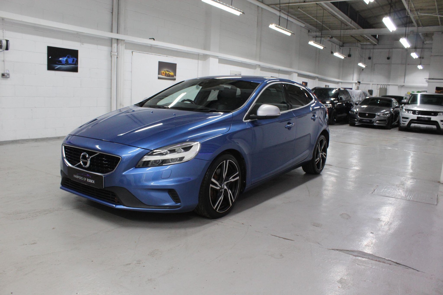 Used Volvo V40 2016 for sale - 76388673: Photo 4