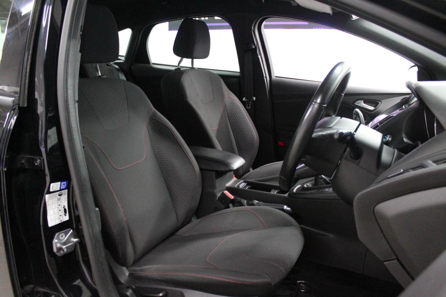 Used Ford Focus 2018 for sale - 77574065: Photo 12