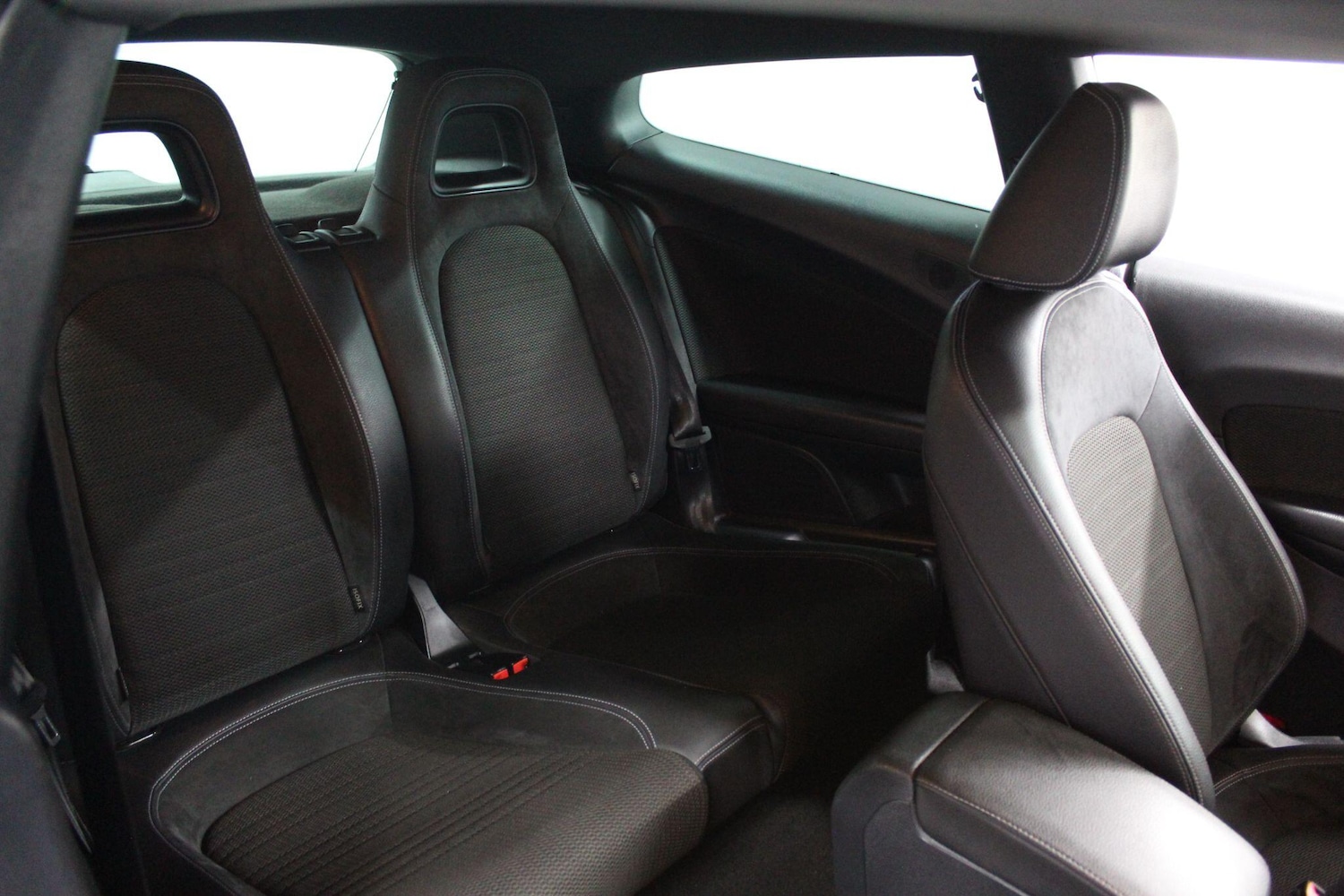 Used Volkswagen Scirocco 2014 for sale - 76865812: Photo 16