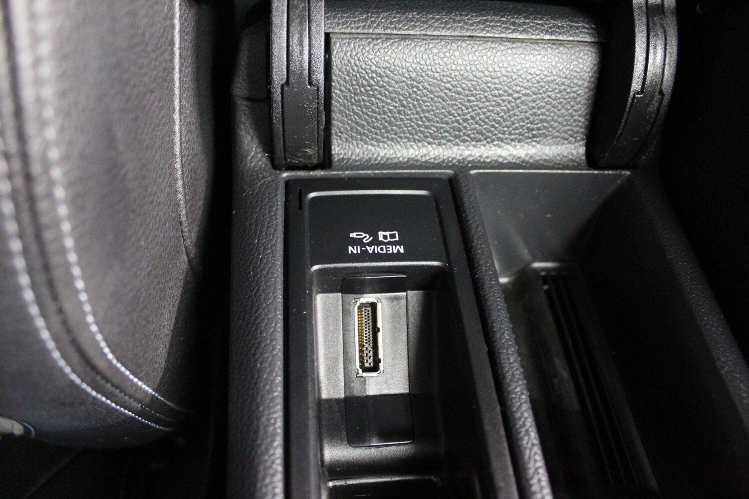 Used Volkswagen Scirocco 2014 for sale - 76865812: Photo 31