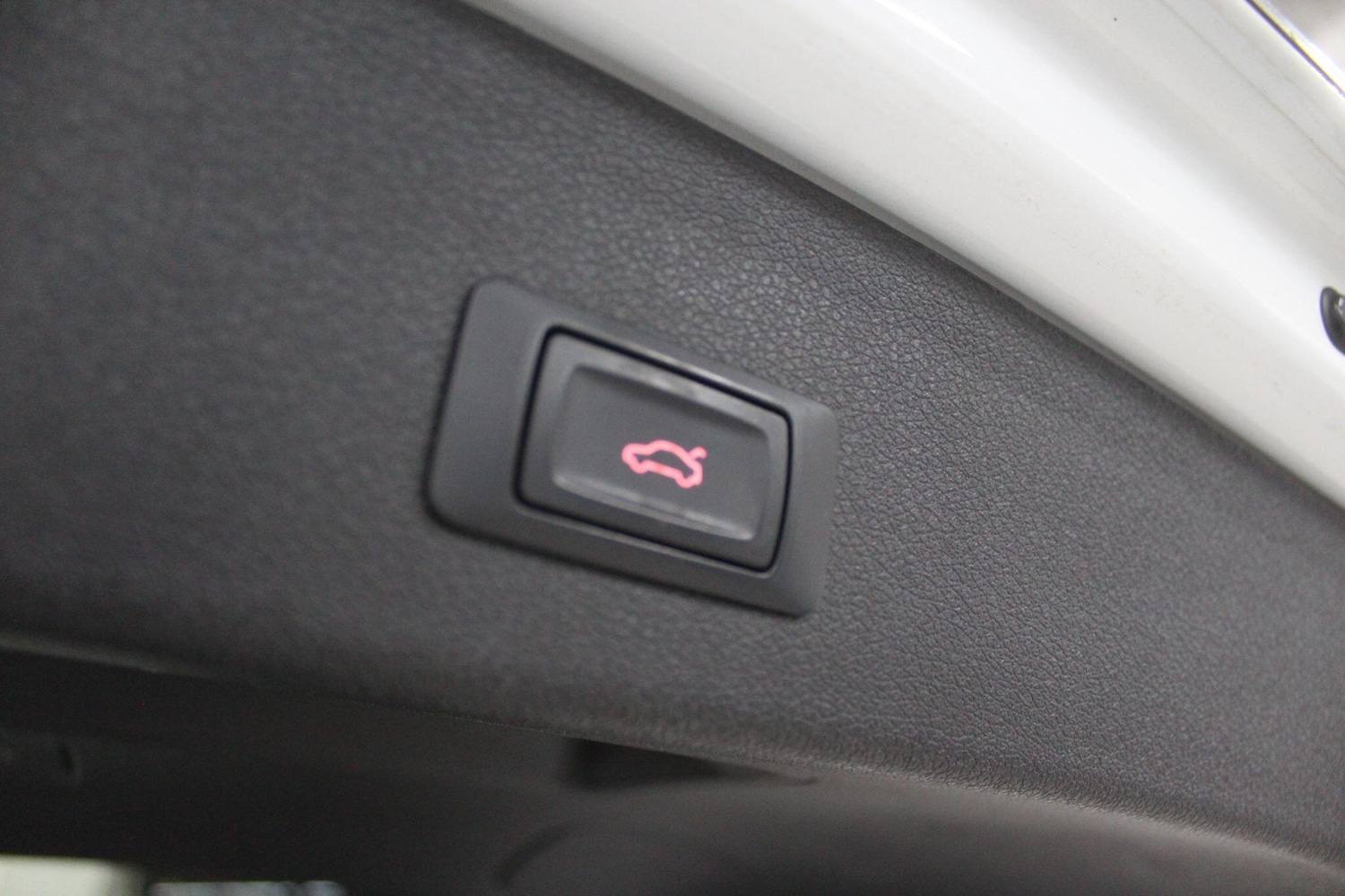 Used Audi Q5 2016 for sale - 78035066: Photo 28