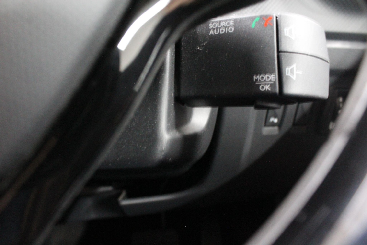 Used Renault Captur 2014 for sale - 75965289: Photo 33