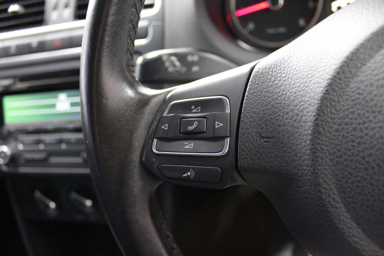 Used Volkswagen Polo 2012 for sale - 76484517: Photo 29