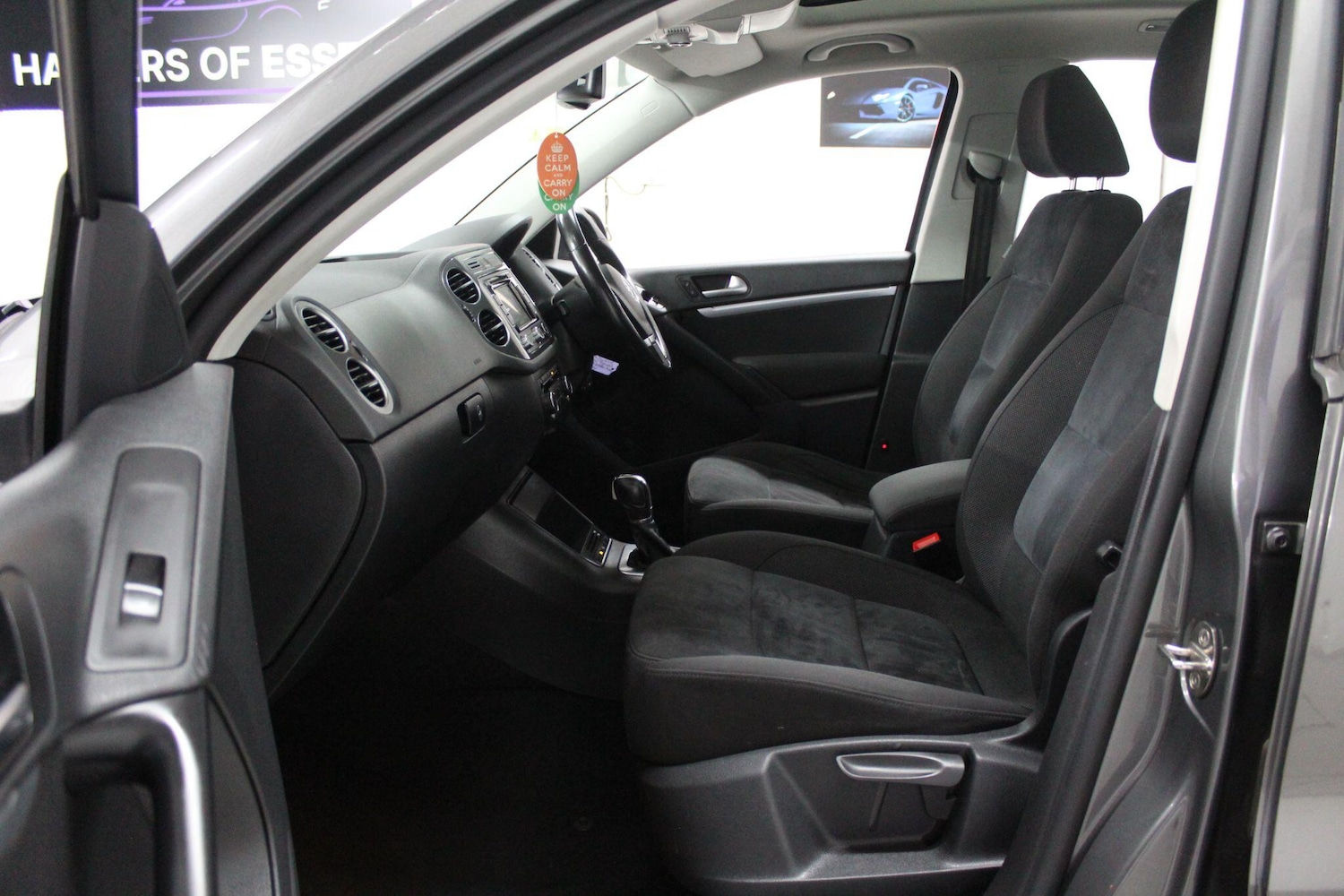 Used Volkswagen Tiguan for sale - 77625803: Photo 13