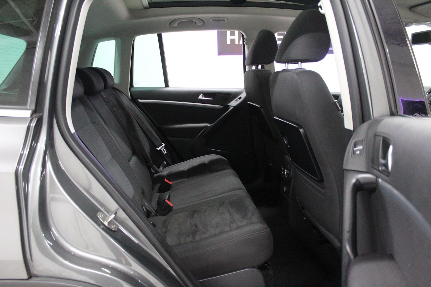 Used Volkswagen Tiguan for sale - 77625803: Photo 15