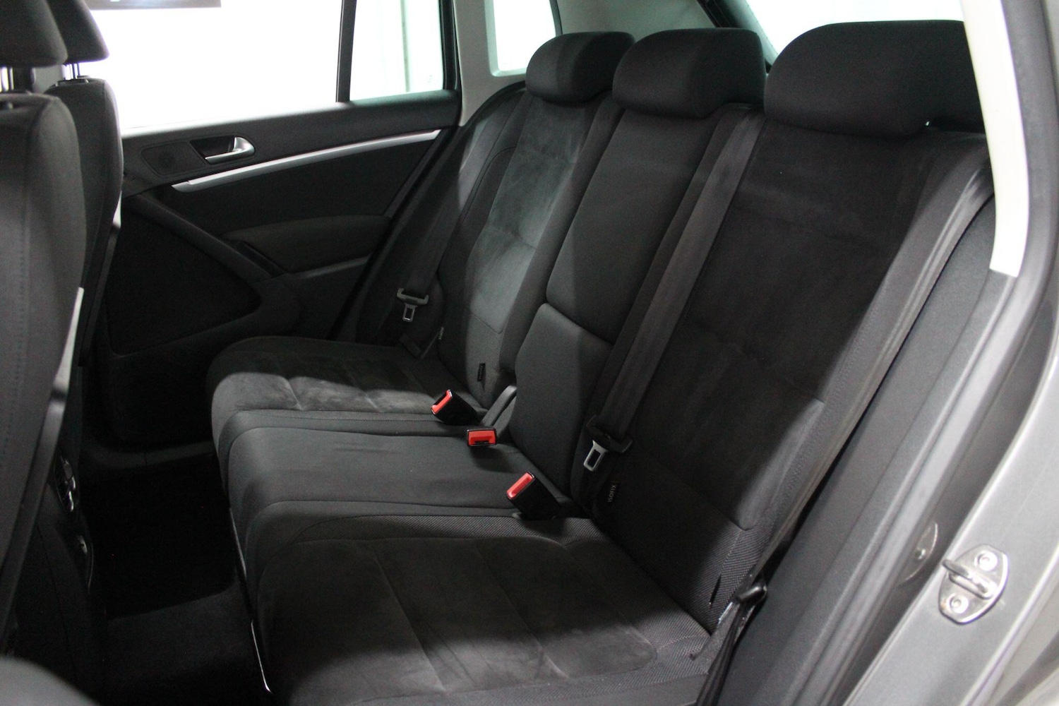 Used Volkswagen Tiguan for sale - 77625803: Photo 18