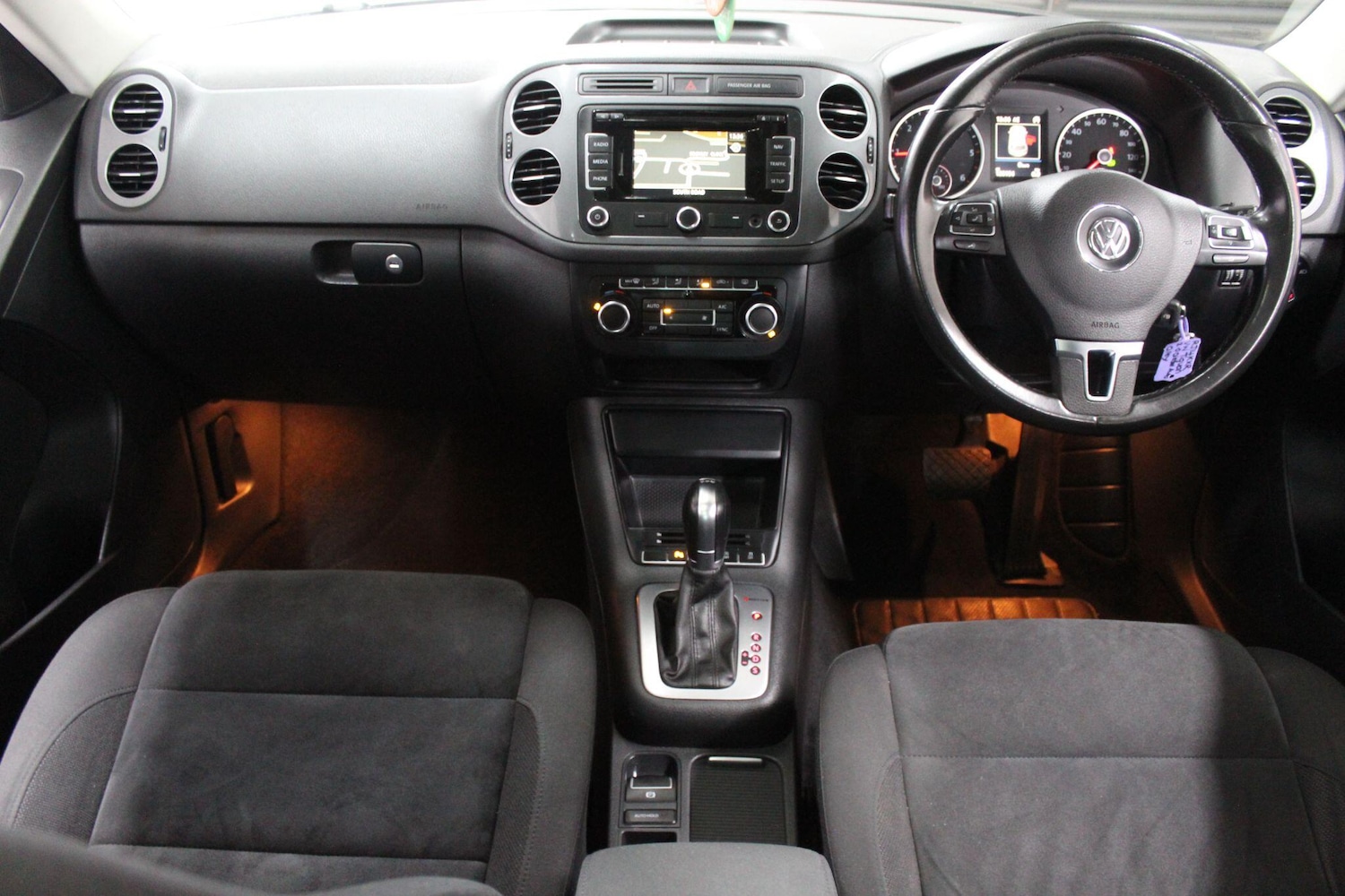 Used Volkswagen Tiguan for sale - 77625803: Photo 20