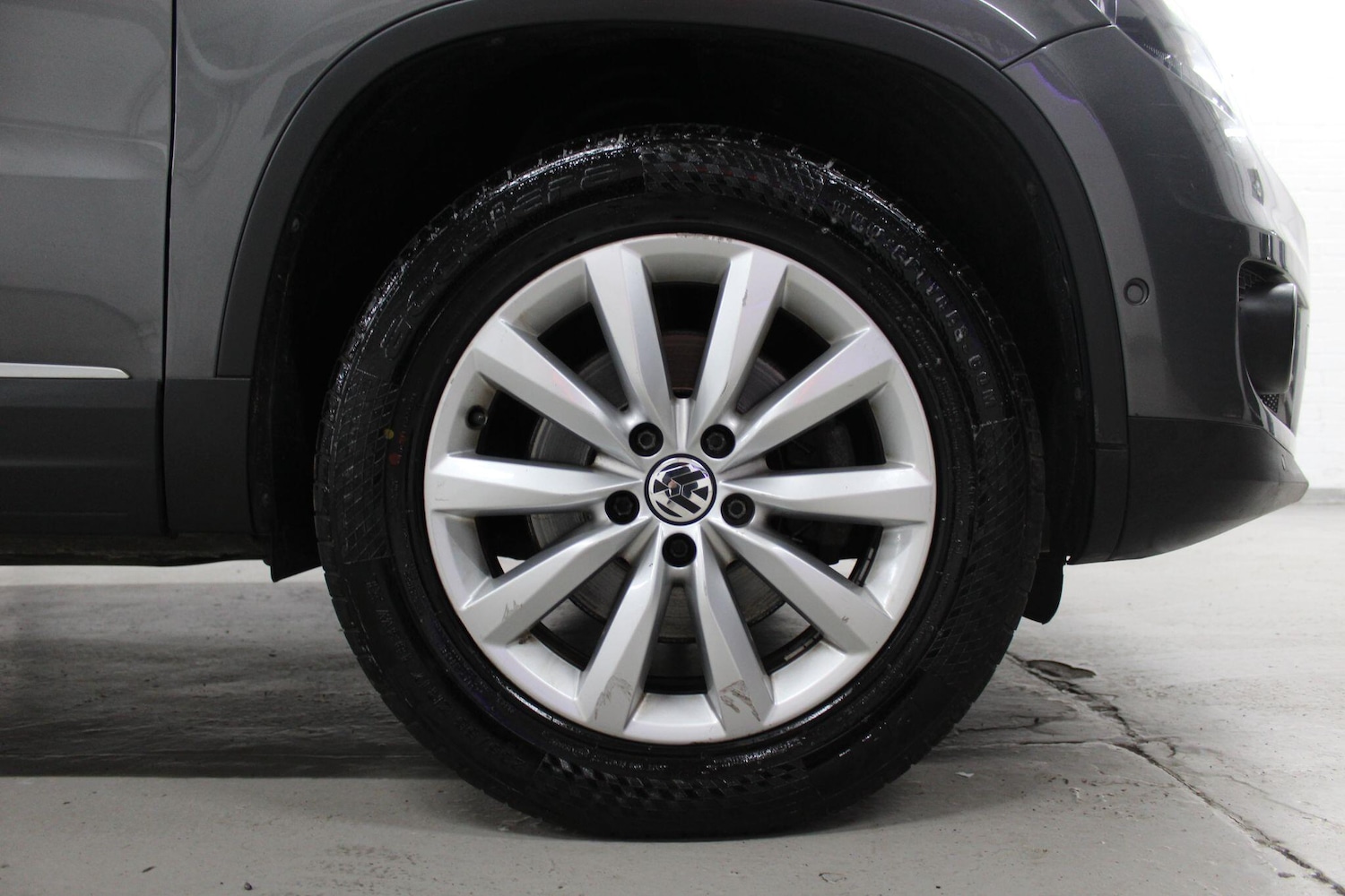 Used Volkswagen Tiguan for sale - 77625803: Photo 23