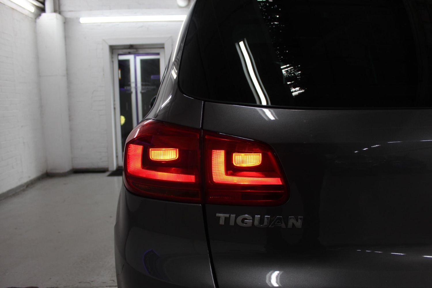 Used Volkswagen Tiguan for sale - 77625803: Photo 36