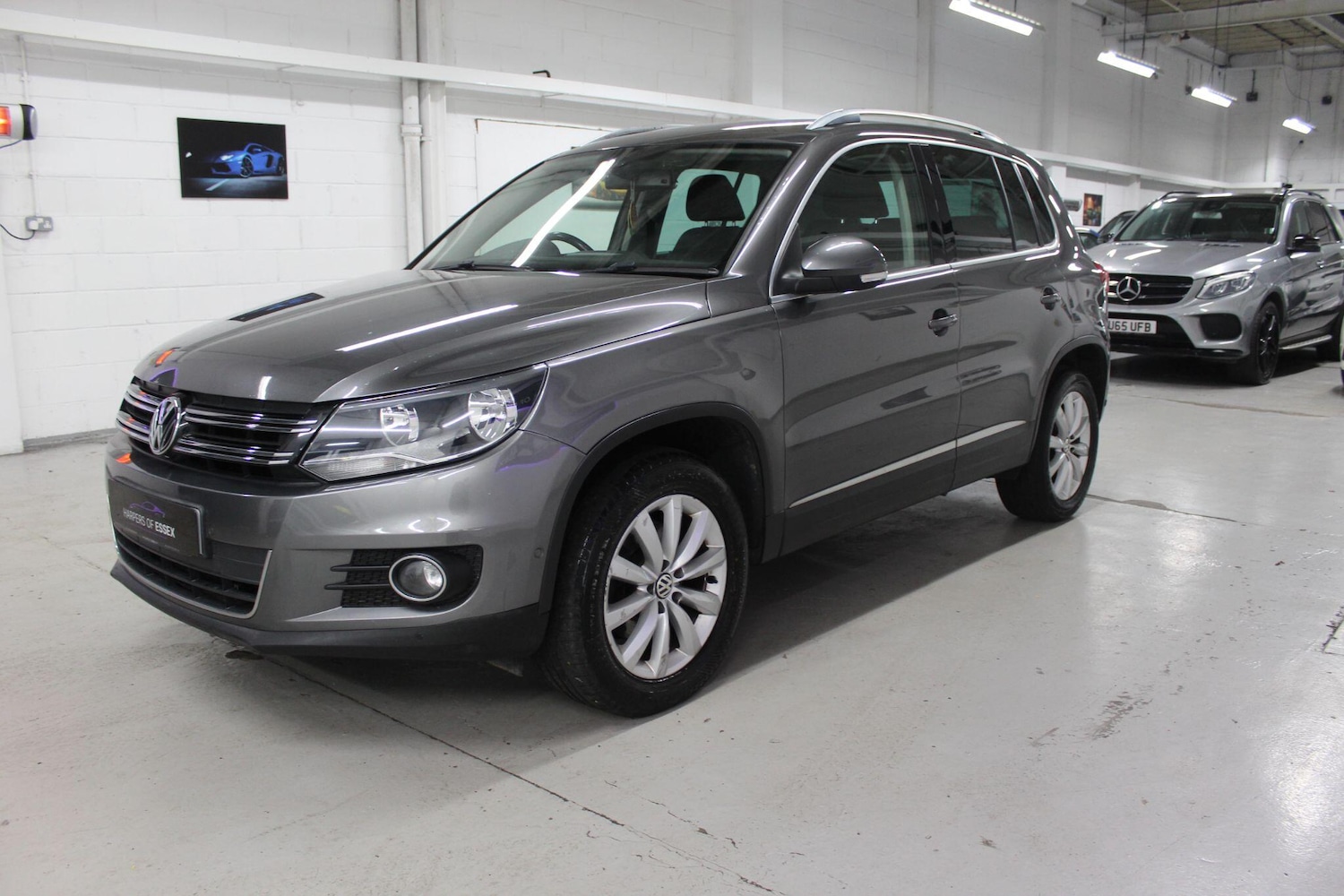 Used Volkswagen Tiguan for sale - 77625803: Photo 4