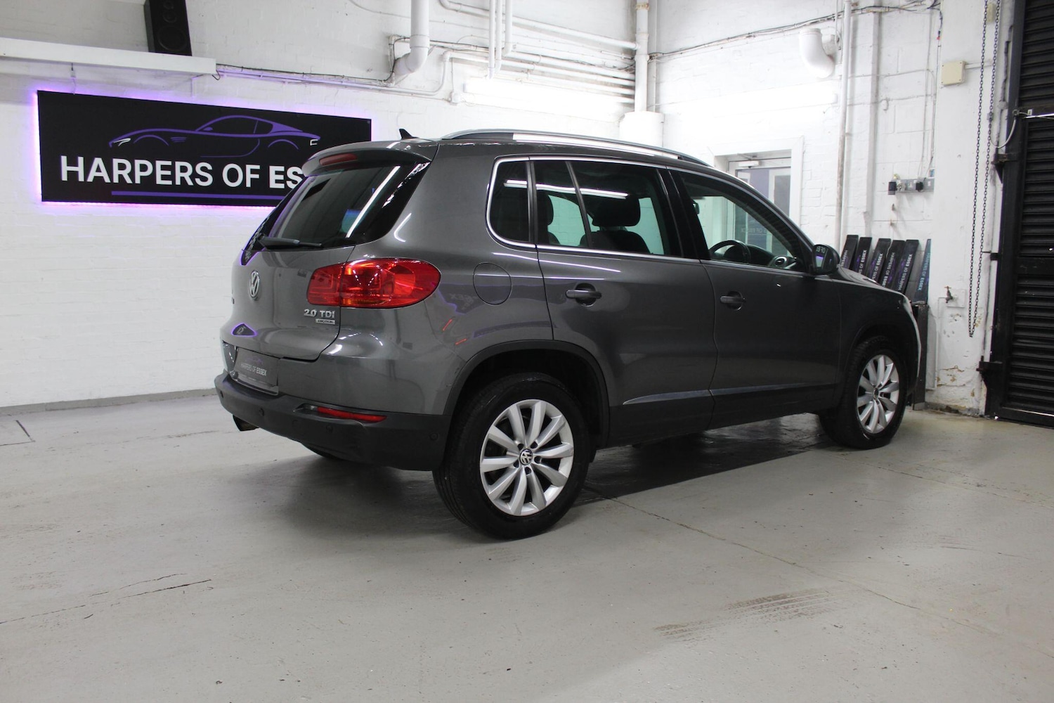 Used Volkswagen Tiguan for sale - 77625803: Photo 9