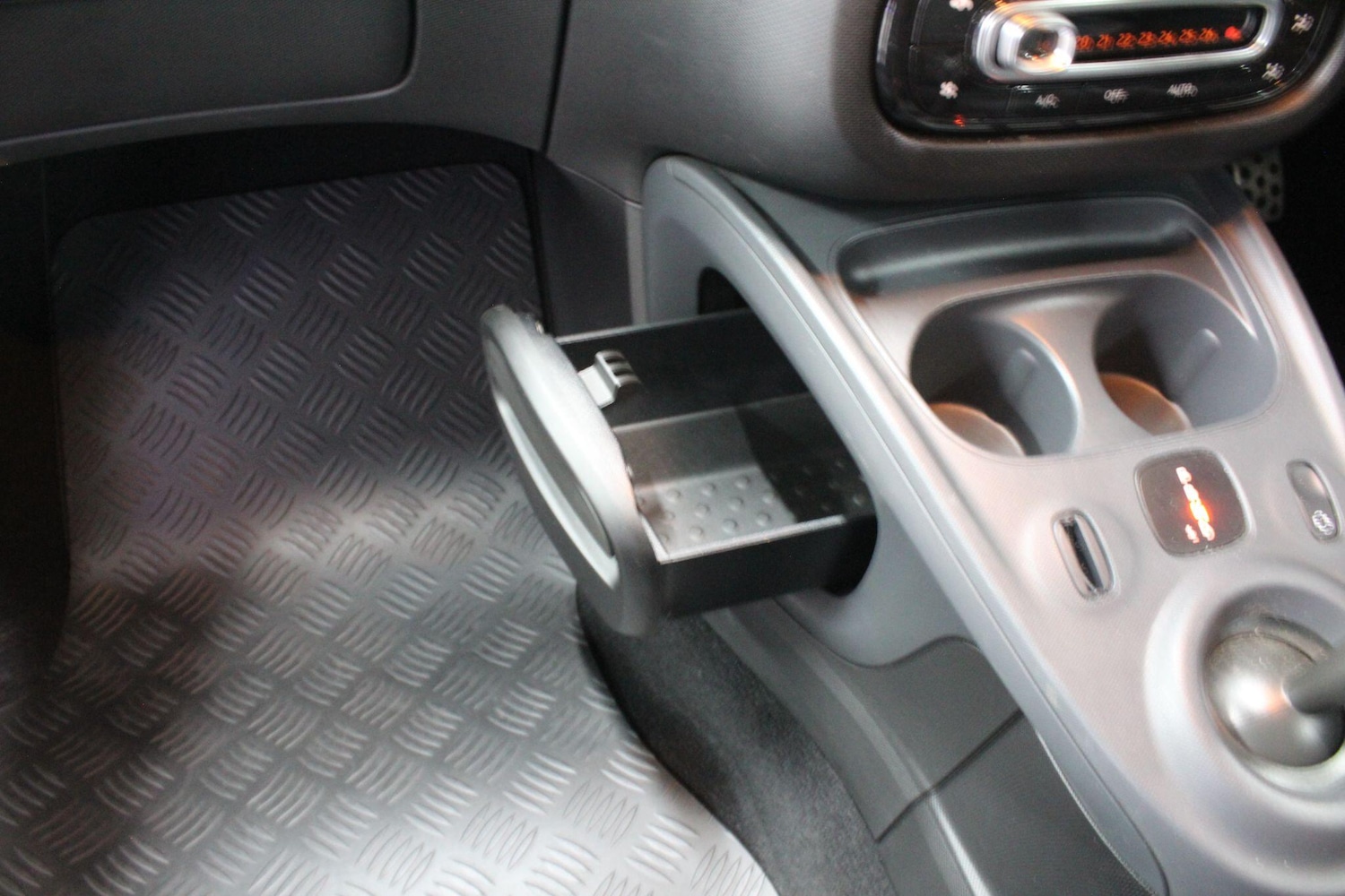 Used smart fortwo 2016 for sale - 76484318: Photo 36