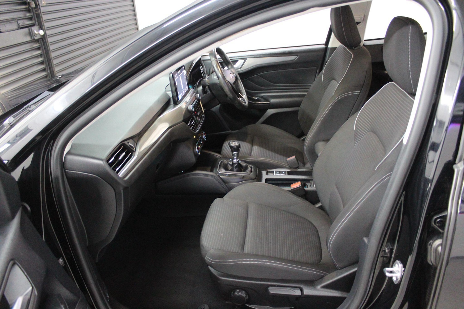 Used Ford Focus 2019 for sale - 76898827: Photo 13