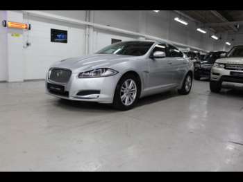 Used Jaguar XF 2015 for sale - 73904984: Photo