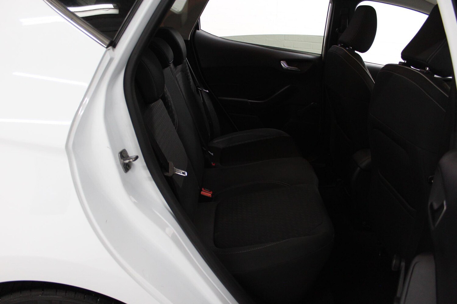 Used Ford Fiesta 2017 for sale - 76408656: Photo 15