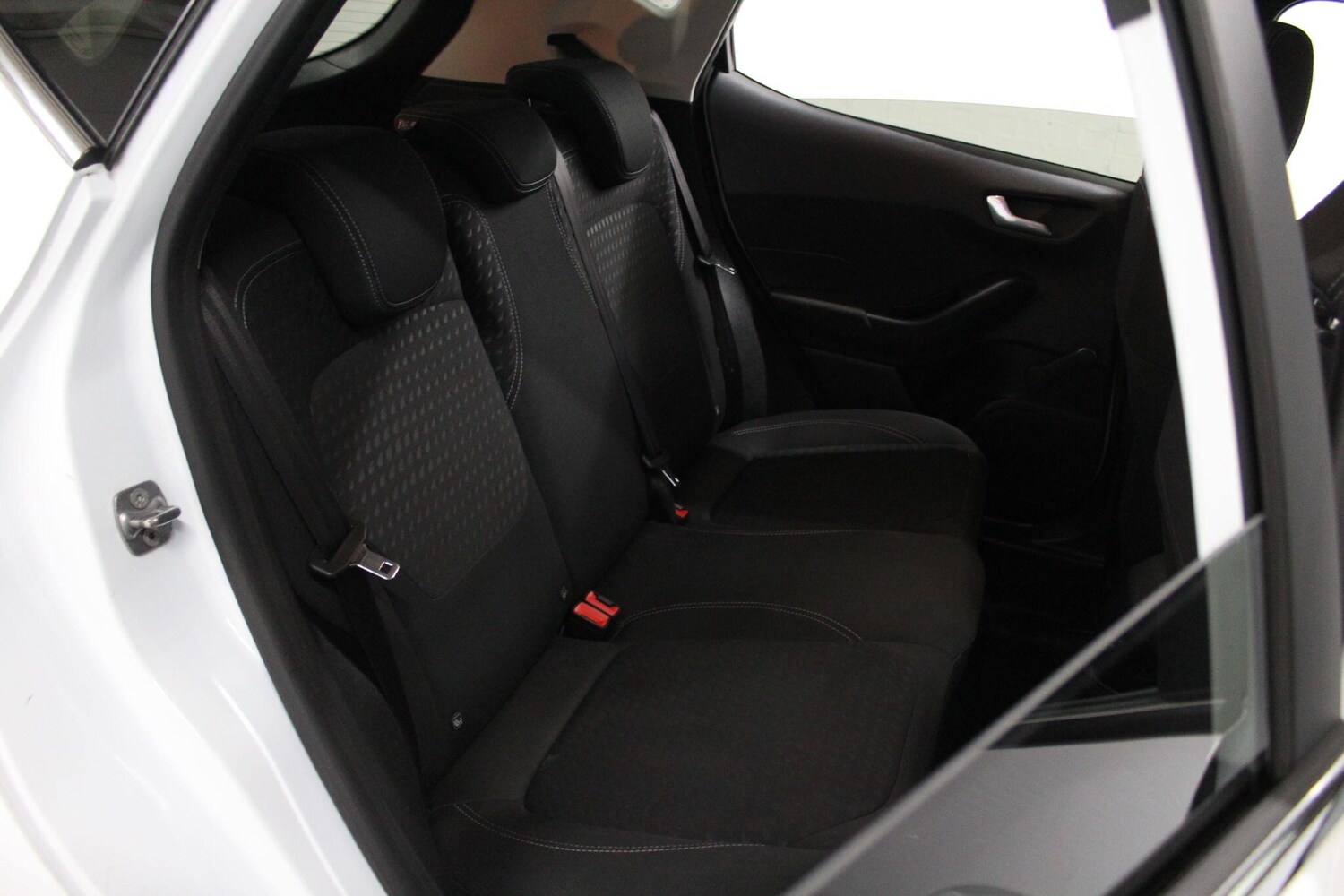 Used Ford Fiesta 2017 for sale - 76408656: Photo 16