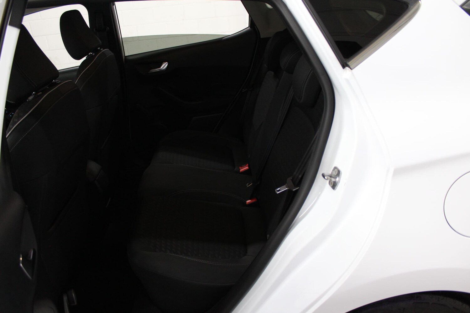 Used Ford Fiesta 2017 for sale - 76408656: Photo 17