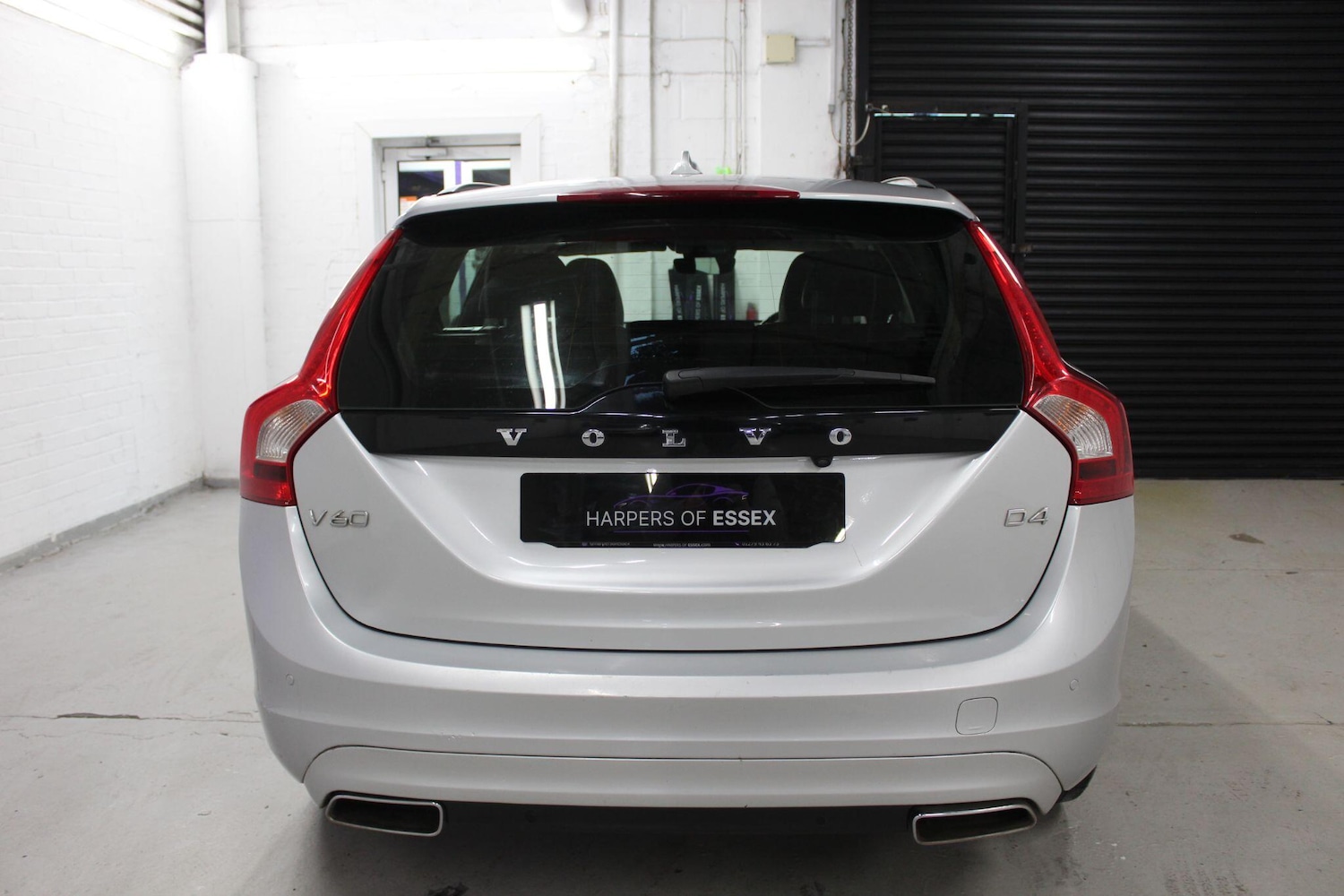 Used Volvo V60 2018 for sale - 76866576: Photo 8