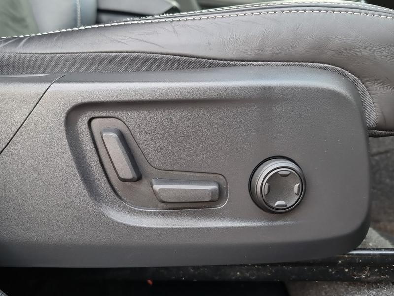 Used Volvo XC40 2020 for sale - 76748171: Photo 27