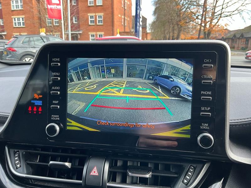 Used Toyota C-HR 2022 for sale - 76844980: Photo 20