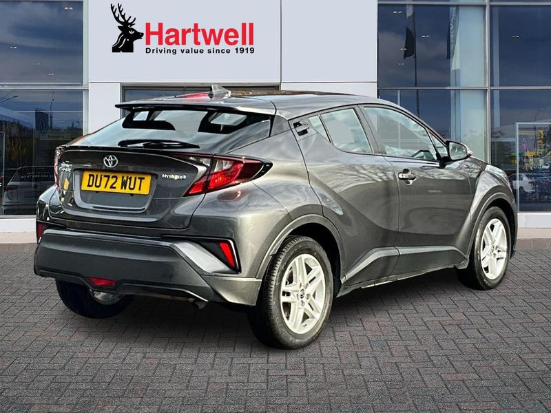 Used Toyota C-HR 2022 for sale - 76844980: Photo 4
