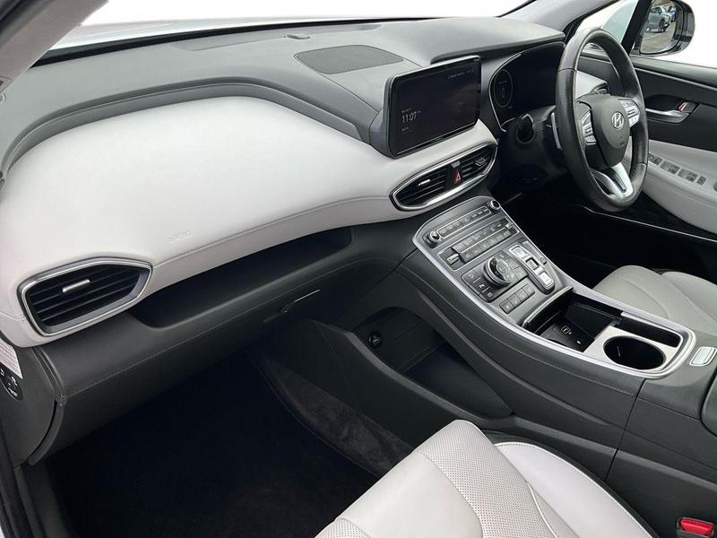 Used Hyundai Santa Fe 2023 for sale - 76748196: Photo 16