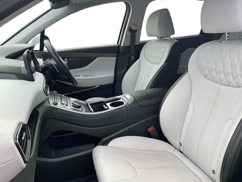 Used Hyundai Santa Fe 2023 for sale - 76748196: Photo 17